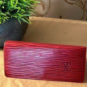 Louis Vuitton Fiery Red Epi Leather Key Wallet EUC